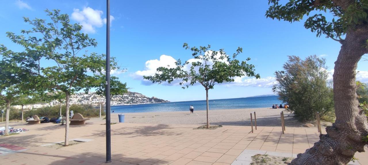 דירות רוזס Castell Mar מראה חיצוני תמונה